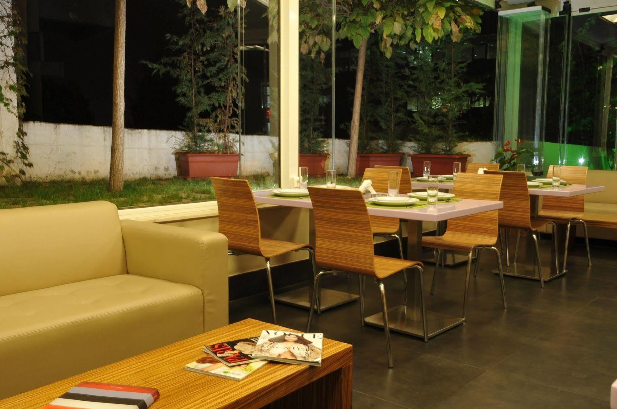 Suite Hotel Merlot - Beirut Beirute Exterior foto