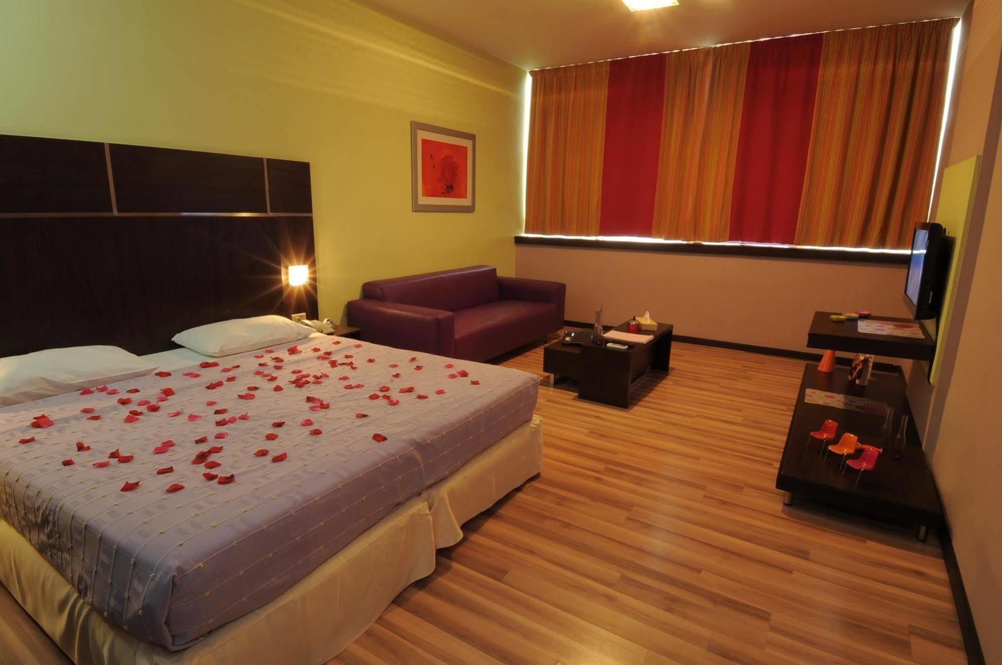 Suite Hotel Merlot - Beirut Beirute Exterior foto